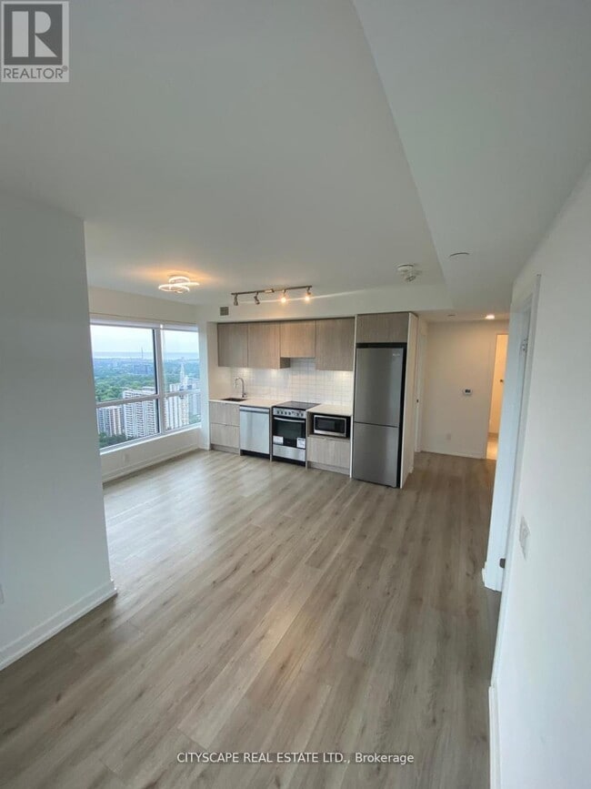 Photo du bâtiment - 395-3395 Bloor St E