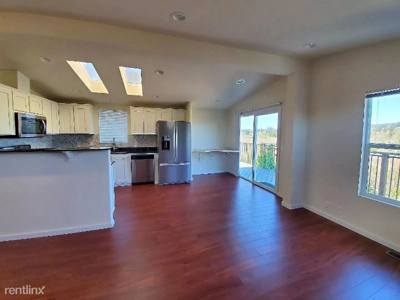 Primary Photo - 2 br, 2 bath House - 170 W Cliff Dr