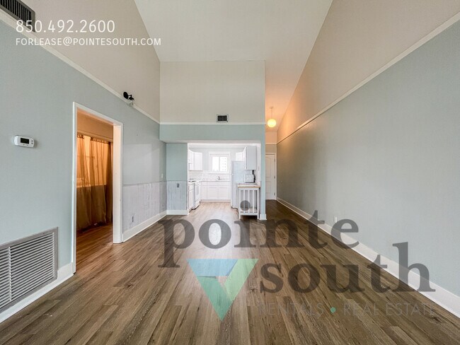 Foto del edificio - 14100 River Rd