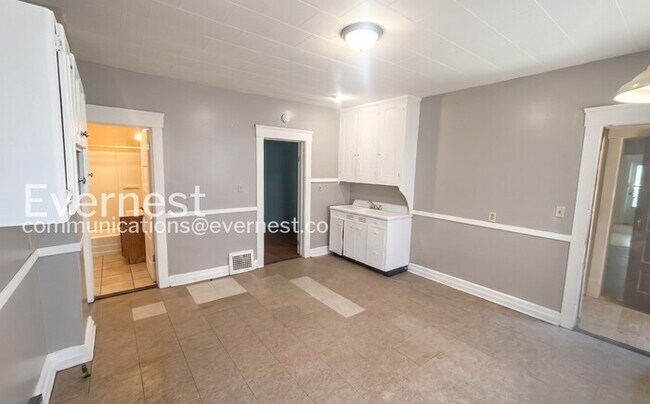 Foto del edificio - 6401 Gertrude Ave