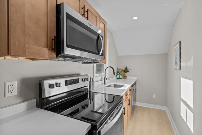 Foto del edificio - 135 Hawksley Ave