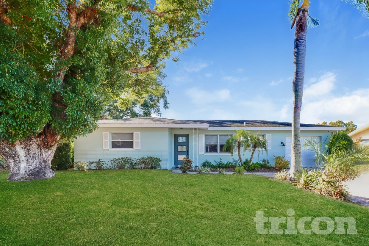 Primary Photo - 1431 Croydon Dr