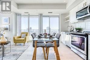 Photo du bâtiment - 50 Wellesley St E