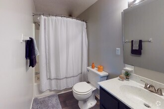 2BR, 2BA - 900 SF - Plantation Flats Apartment Homes