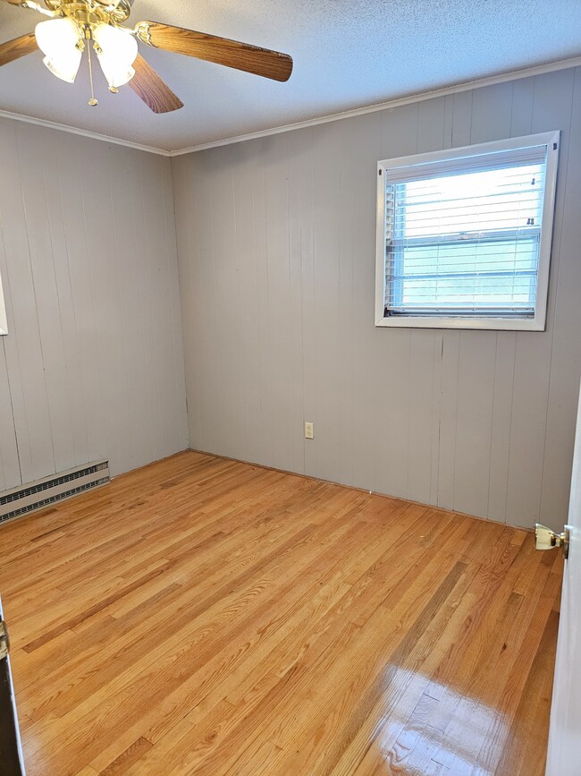 Building Photo - 318 Hammond St