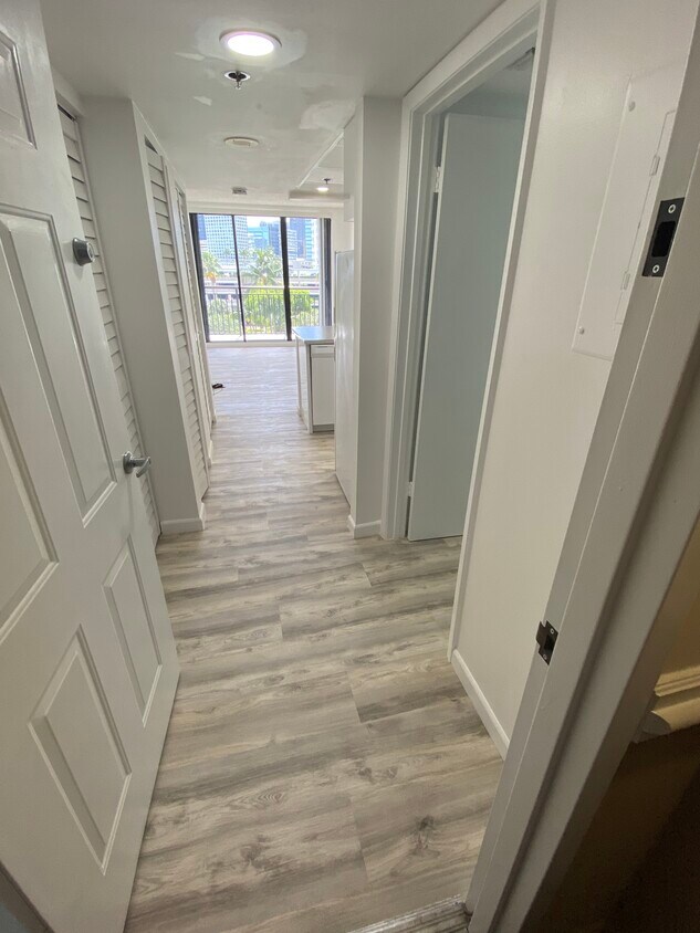 Foto principal - 540 Brickell Key Dr