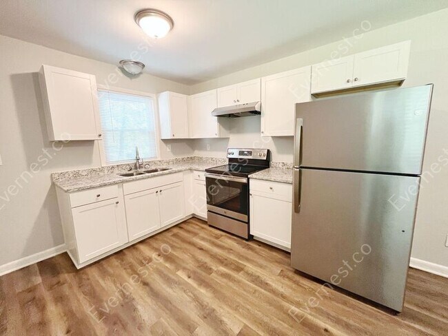 Building Photo - 1253 Sydnor Ave