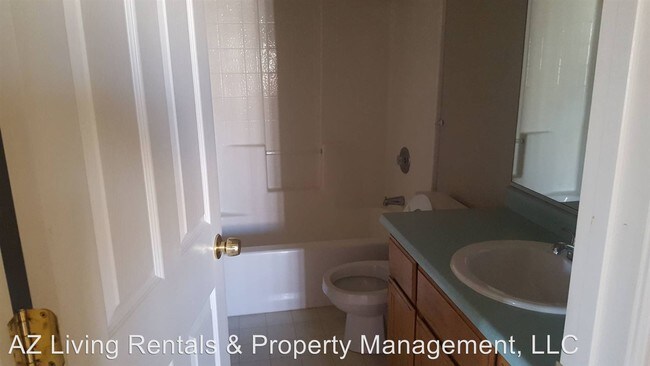 Building Photo - 2 br, 2 bath House - 3240 Osborn Drive #B