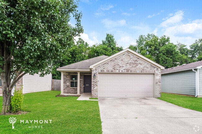 Building Photo - 243 Bermuda Lakes Dr