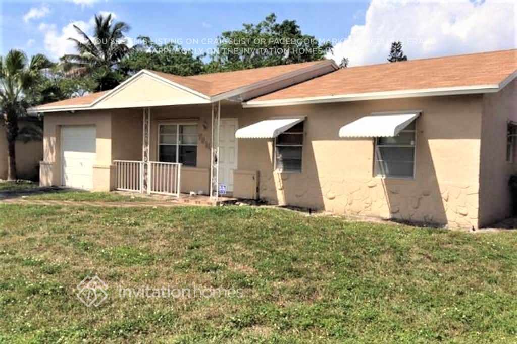 Primary Photo - 7911 SW 3rd Ct