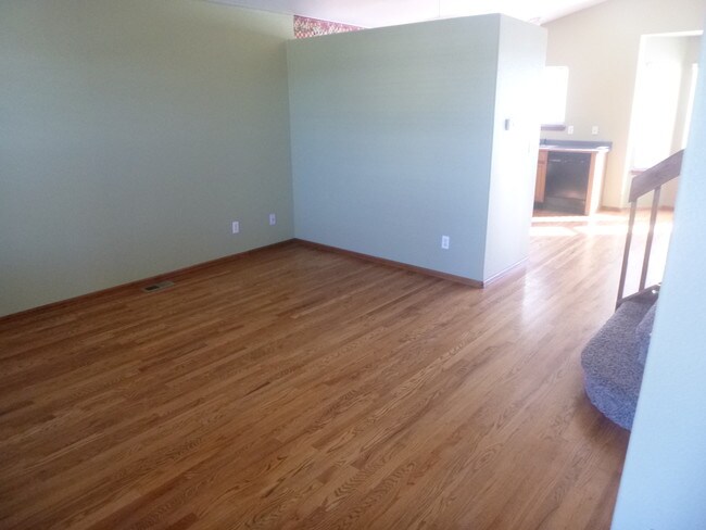 LIVING ROOM - 5438 S Versailles Way
