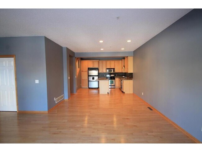 Building Photo - 15552 Eagle Ridge Rd