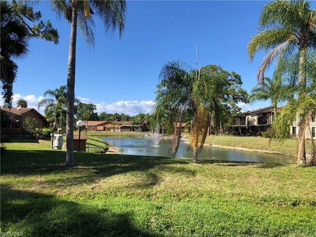 Building Photo - 5712 Foxlake Dr