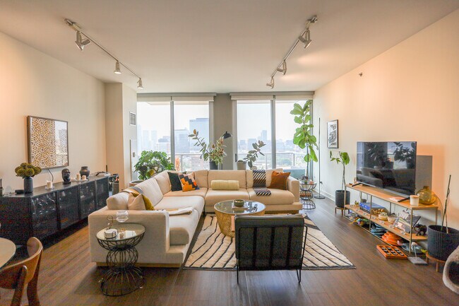 Foto del edificio - 910 W Huron St