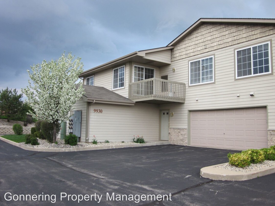 2 br, 2 bath House 9930 74th St, Unit E House Rental in Kenosha, WI