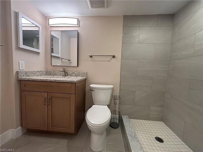 Building Photo - 5319 Summerlin Rd