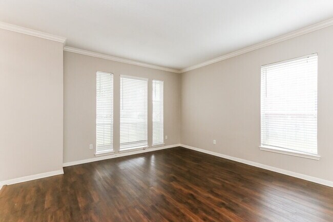 Foto del edificio - 18622 Sandelford Dr
