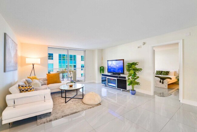 Foto del edificio - 1200 Brickell Bay Dr
