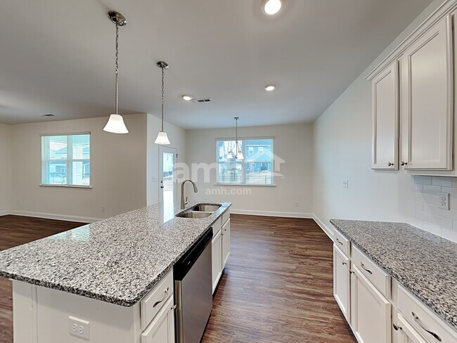 Foto del edificio - 3220 Oakfields Rd