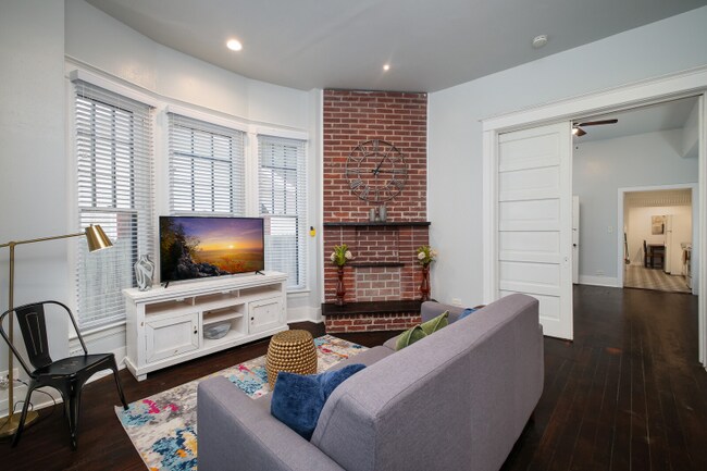 Foto del edificio - 118 Delaware St