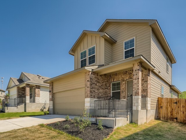 Building Photo - 6418 Greensleeves