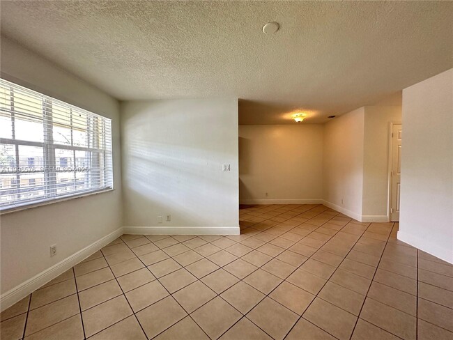 Foto del edificio - 2900 NE 17th Ave