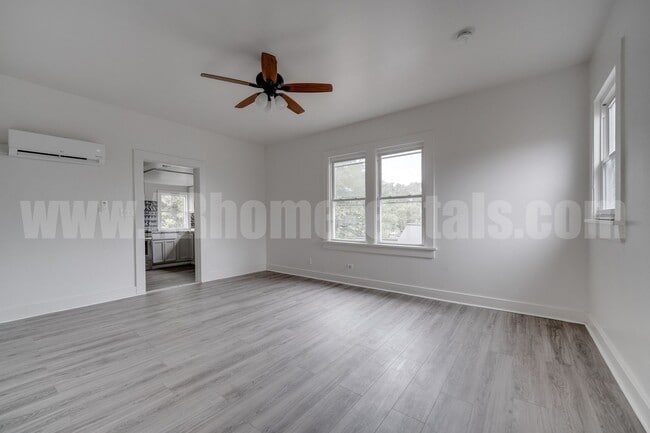 Foto del edificio - 2116 Cumberland St