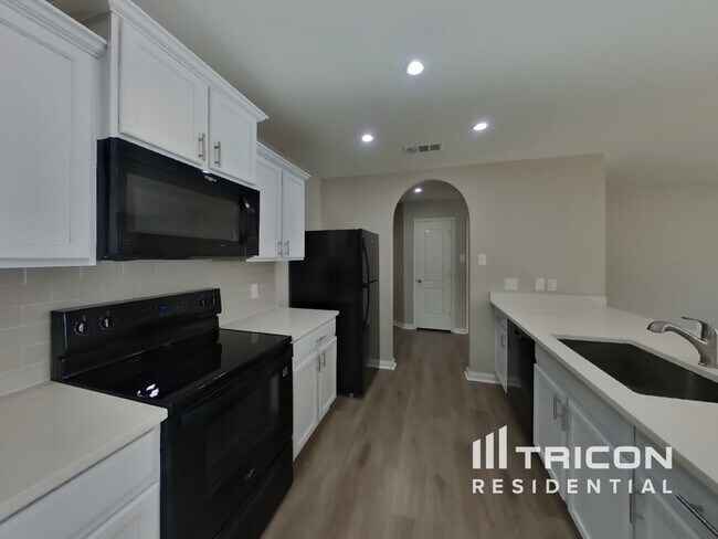 Foto del edificio - 1026 Barrymore Ln