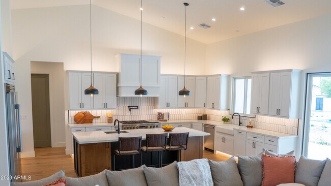 Foto del edificio - 8517 E Highland Ave