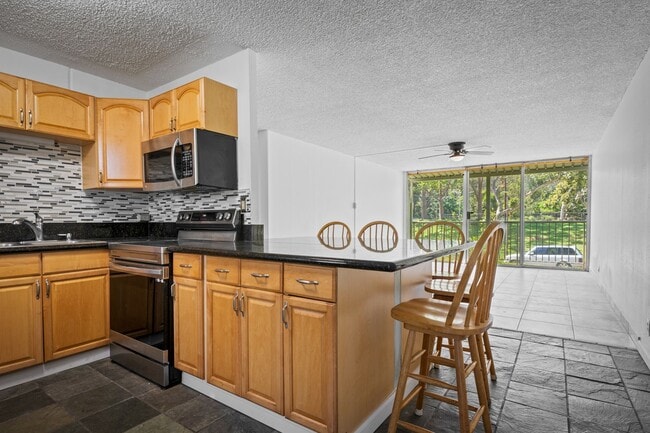 Building Photo - 2 bedroom Mililani