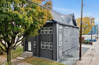 Building Photo - 911 W 31st St