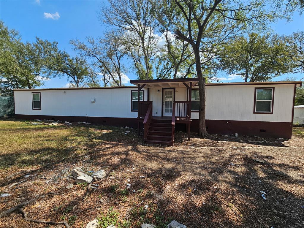 Primary Photo - 114 Maha Dr