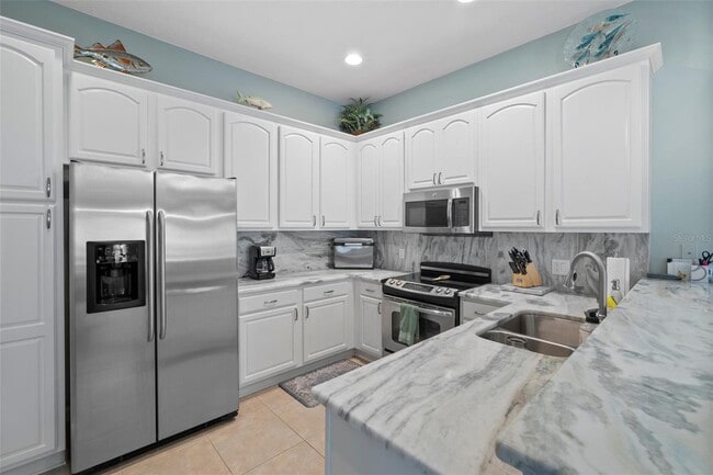 Building Photo - 2121 Burgos Dr