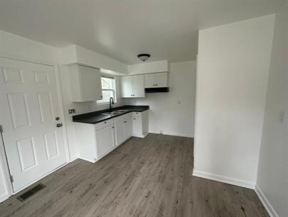Foto del edificio - 1139 Triple Hill Dr