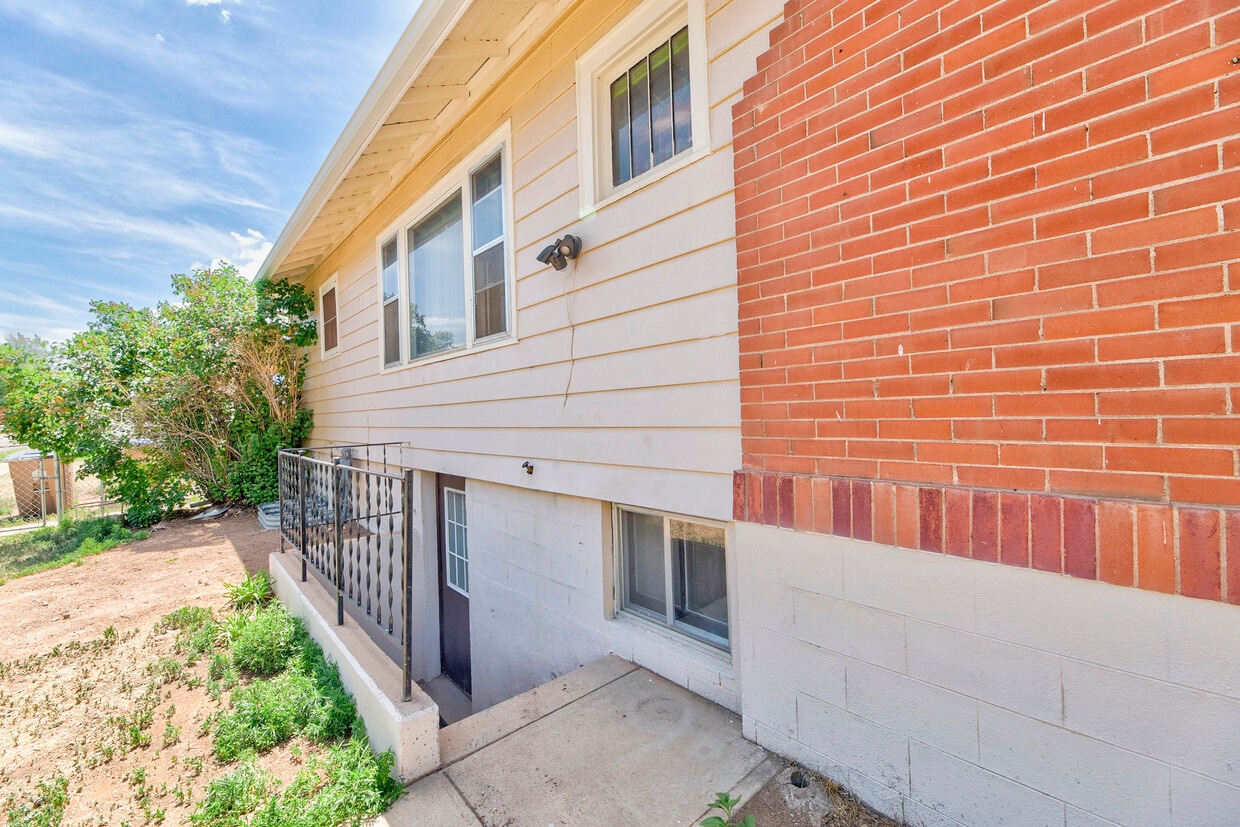 Foto principal - Duplex Fremont St