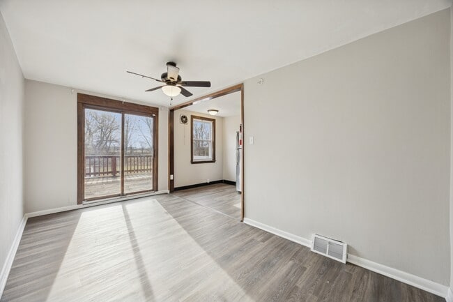 Building Photo - 1032 Taylor Dr