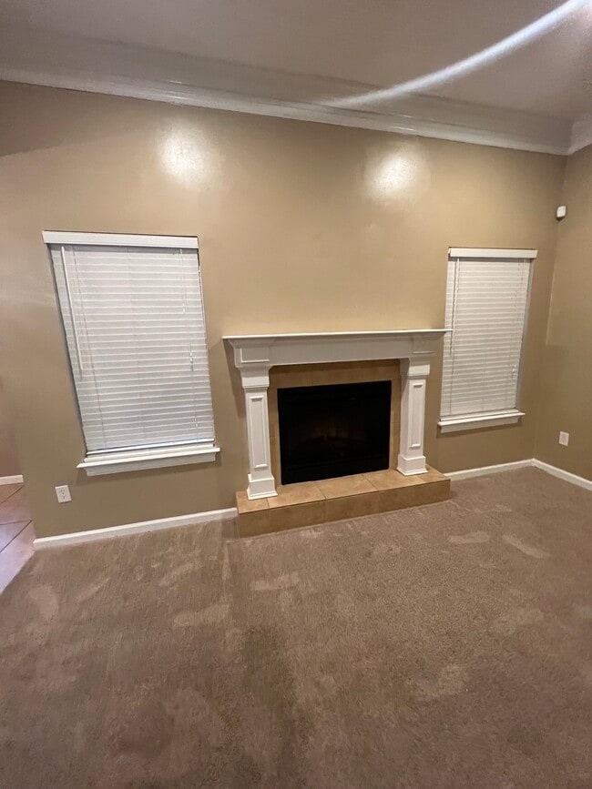 Foto del edificio - 3549 Brentwood Pl