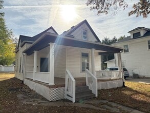 Building Photo - 3209 S St