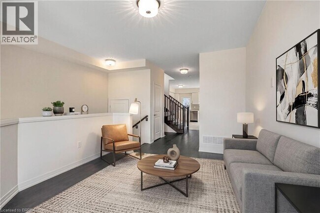 Photo du bâtiment - 660 Colborne St W