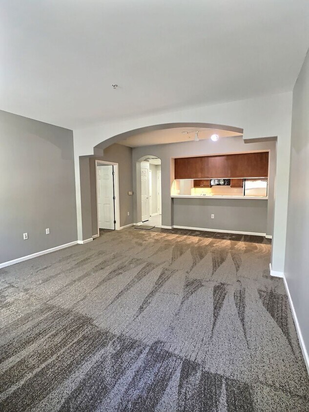 Primary Photo - 1 Bedroom Condo for Rent at The Plaza
