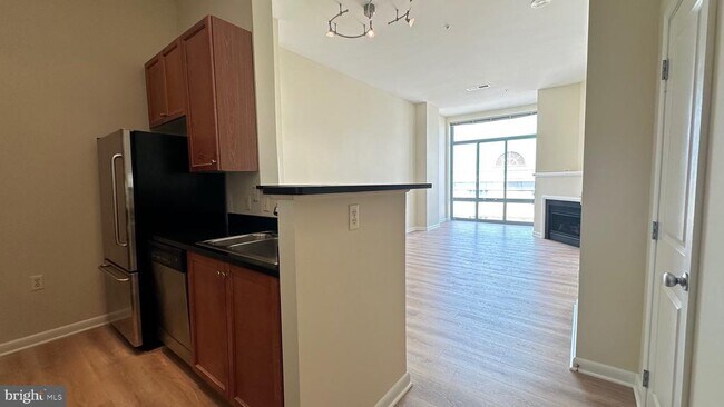 Foto del edificio - 851 N Glebe Rd