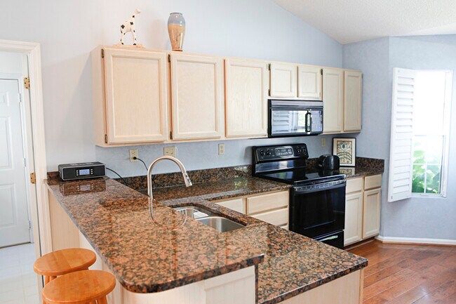 Building Photo - 107 Thistle Knoll Ct