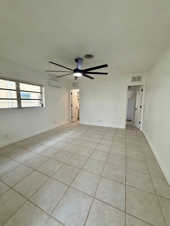 Foto del edificio - 337 SE 12th Ave