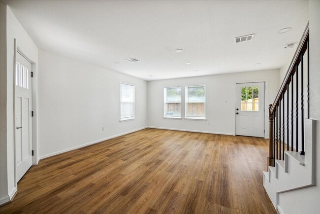 Photo - 9911 Porto Rico Rd Apartment
