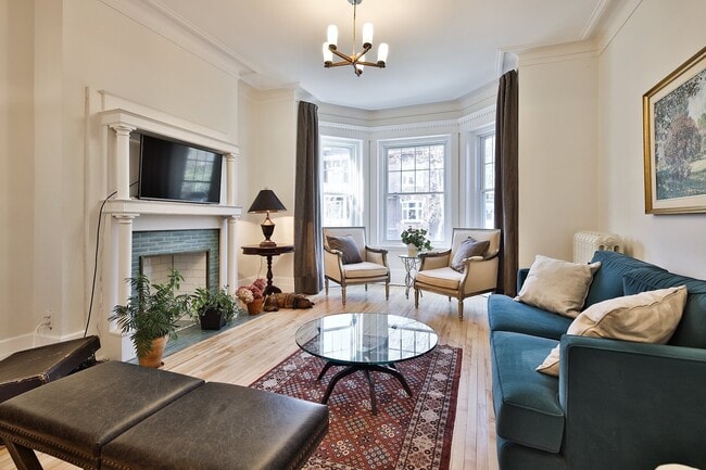 Photo du bâtiment - 865 Av. Davaar