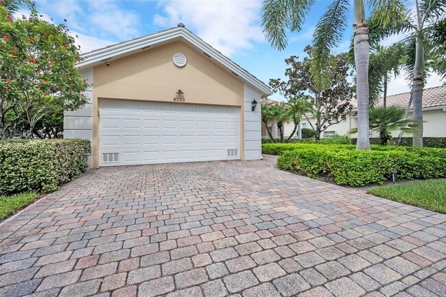 Foto del edificio - 8033 Kaliko Ln