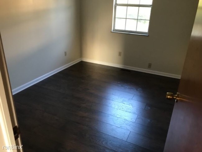 Building Photo - 3 br, 2 bath House - 115 Timberlake Cir