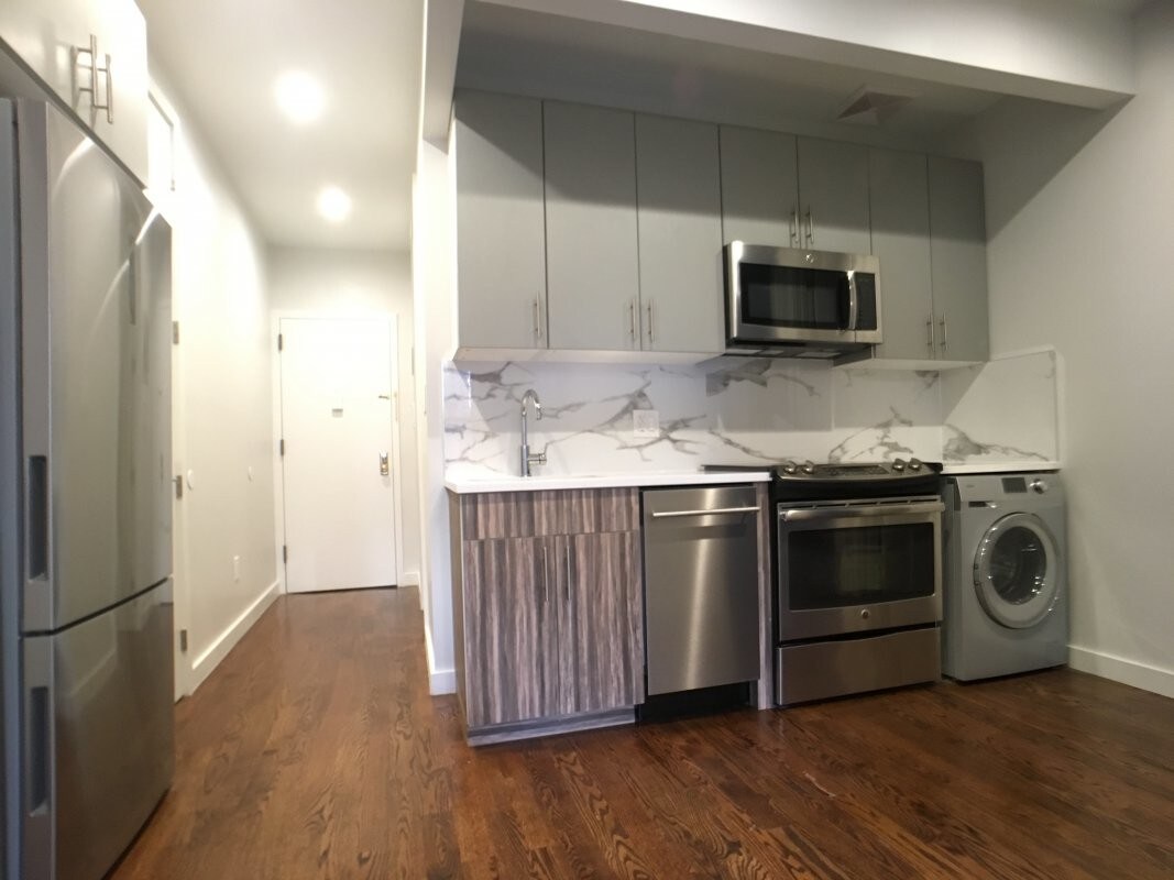 Foto principal - 325 Wadsworth Ave
