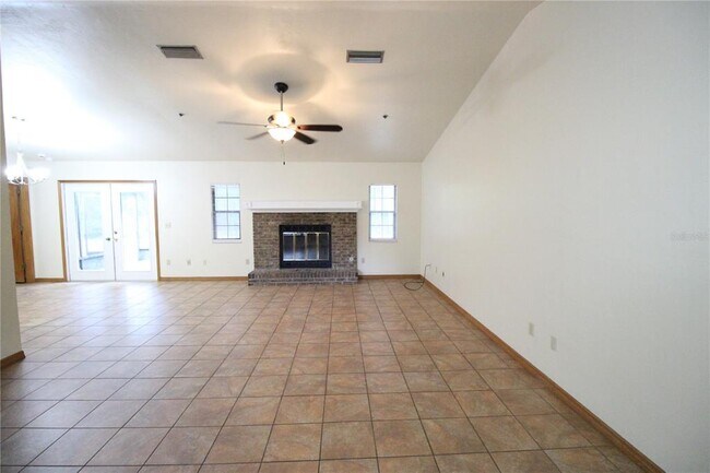 Foto del edificio - 4035 NW 37th Dr