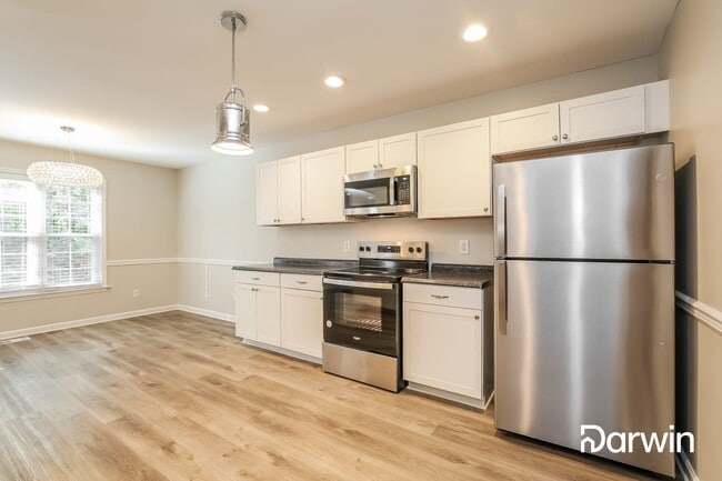 Building Photo - 3672 Turret Ct NE